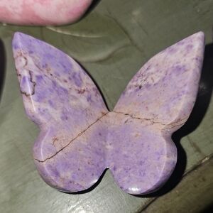 Purple Jade Butterfly Stone Decor